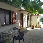 And Rogic Aparthotel *