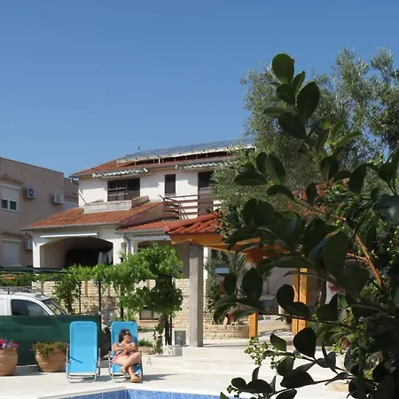 And Rogic Sveti Petar (Zadar)