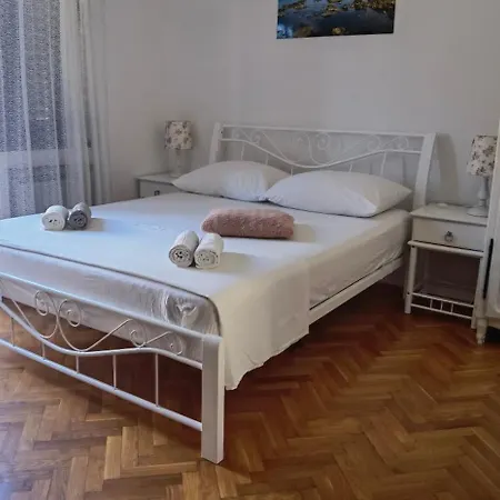 And Rogic Apart Otel Sveti Petar (Zadar)