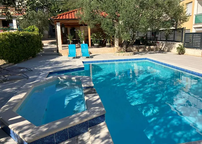 Lejlighedshotel And Rogic Sveti Petar (Zadar)