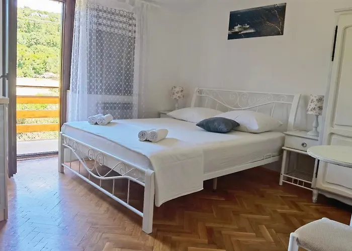 And Rogic * Sveti Petar (Zadar)
