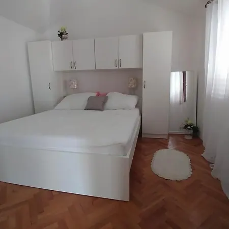 And Rogic * Sveti Petar (Zadar)