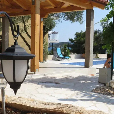 Aparthotel Apartments&rooms Rogić