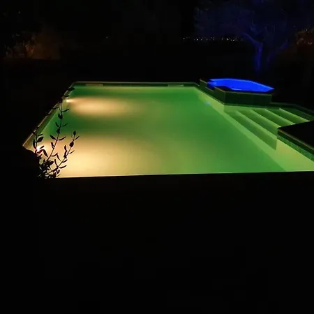 Aparthotel And Rogic