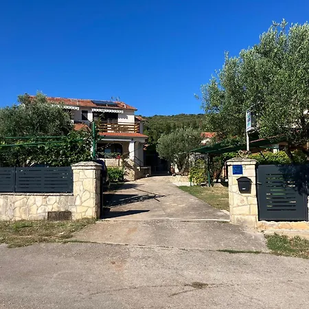 Apartments&rooms Rogić * Sveti Petar (Zadar)